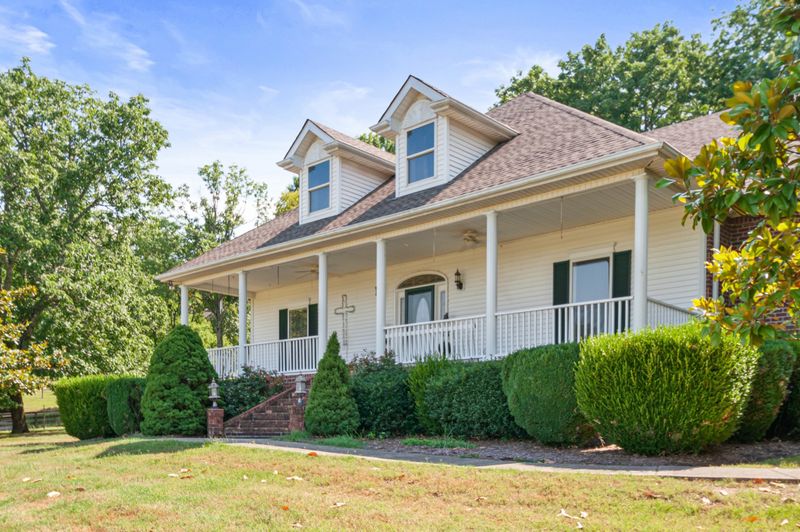 1741 Dean Rd, Thompsons Station, TN 37179