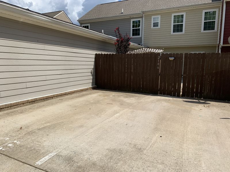 2106 Hemlock Dr, Spring Hill, TN 37174