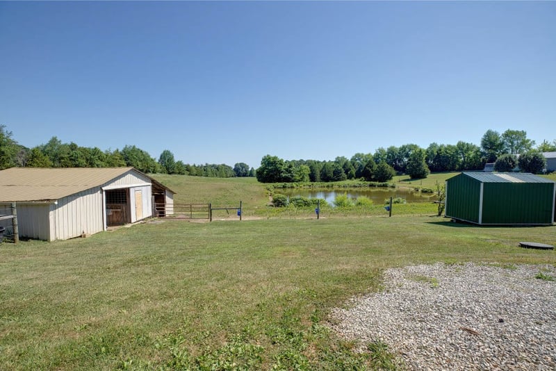145 Martin Rd, Bon Aqua, TN 37025