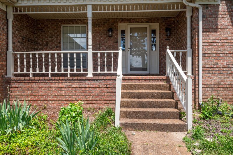 4033 Lancashire Dr, Antioch, TN 37013