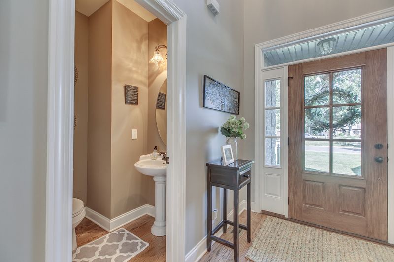 1118 Loblolly Dr, Murfreesboro, TN 37128
