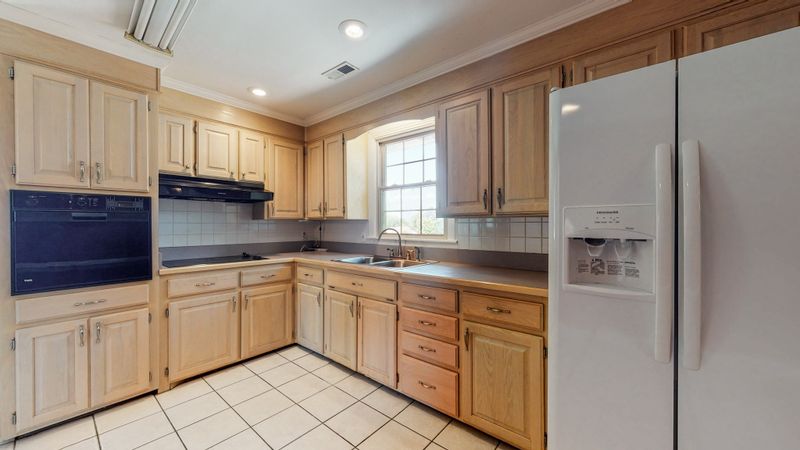 129 Maple Dr, Hendersonville, TN 37075