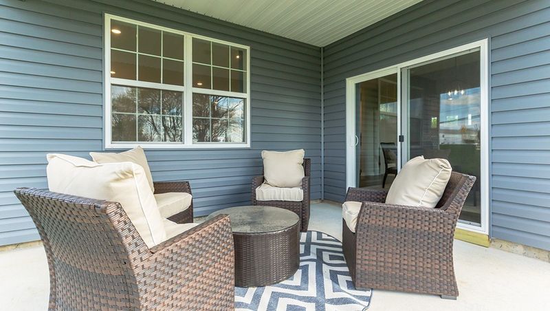 3063 White Harbor Dr, White House, TN 37188
