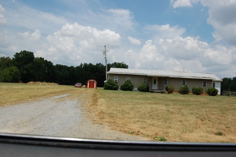 131 Shaub Rd, Portland, TN 37148