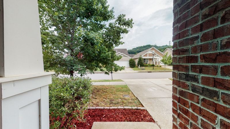 759 Gloucester Ln, Nashville, TN 37221