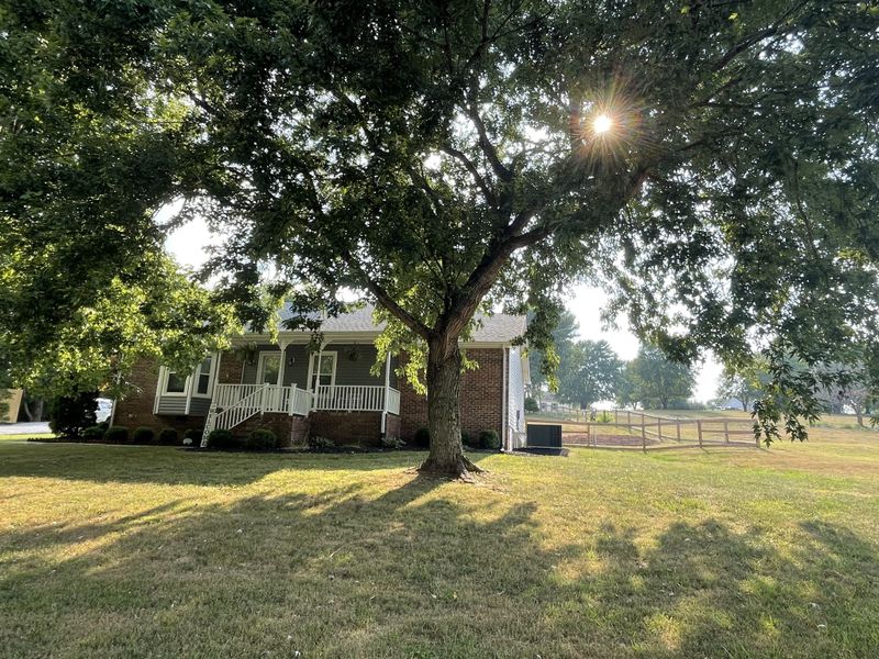2768 Henry Gower Rd, Pleasant View, TN 37146