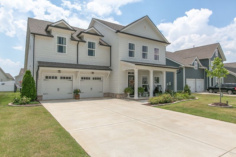 5527 Shelton Blvd, Murfreesboro, TN 37129