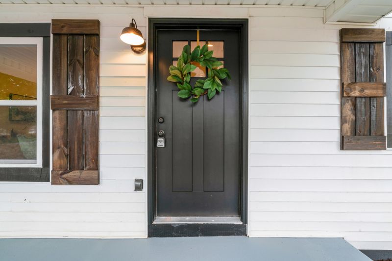 101 W Hunt St, Dickson, TN 37055