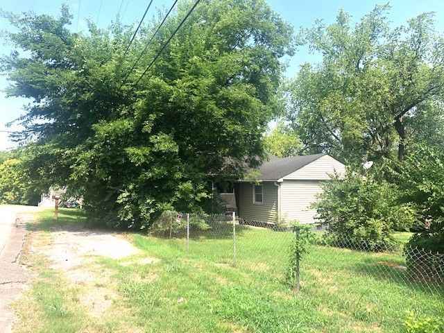 426 Weakley Ave, Nashville, TN 37207