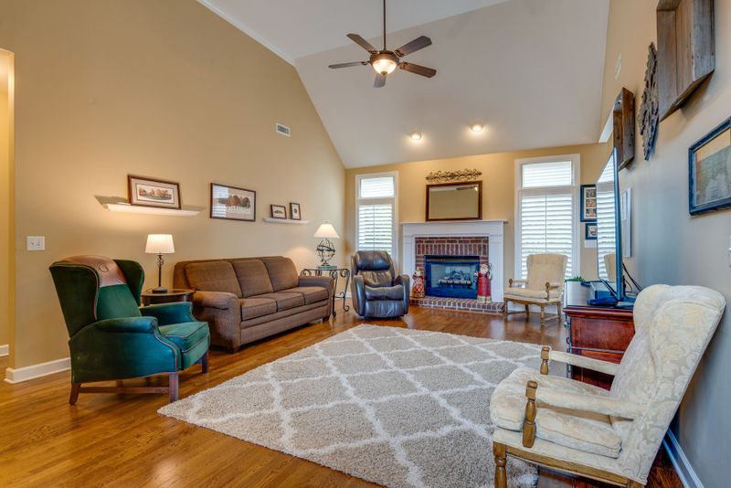 713 Hampton Cv, Franklin, TN 37064