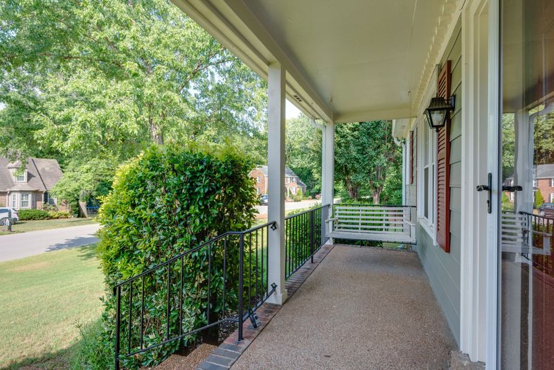 102 Gillette Dr, Franklin, TN 37069