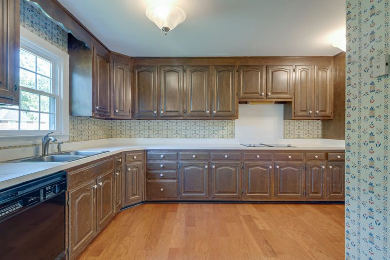 102 Gillette Dr, Franklin, TN 37069