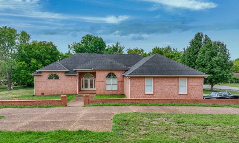4131 W Hamilton Rd, Nashville, TN 37218