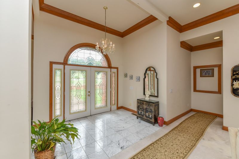 4131 W Hamilton Rd, Nashville, TN 37218