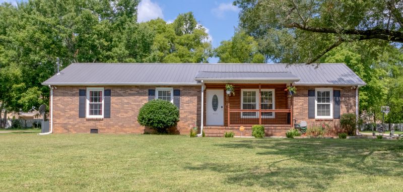 2074 Split Rail Rd, Murfreesboro, TN 37128