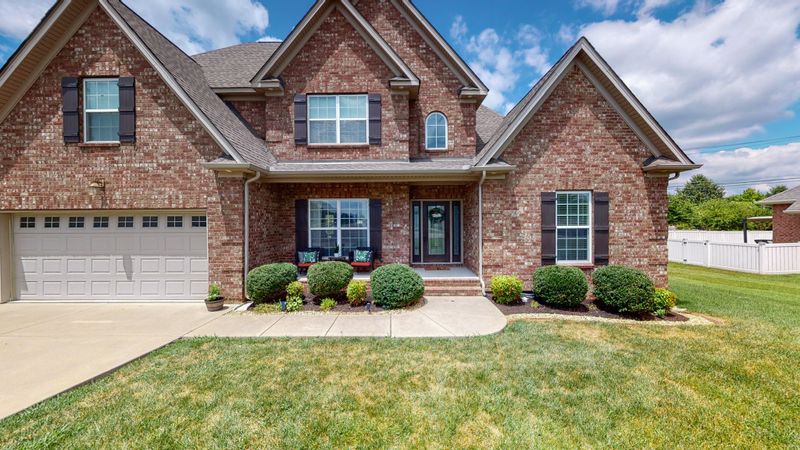 818 American Ave, Murfreesboro, TN 37129