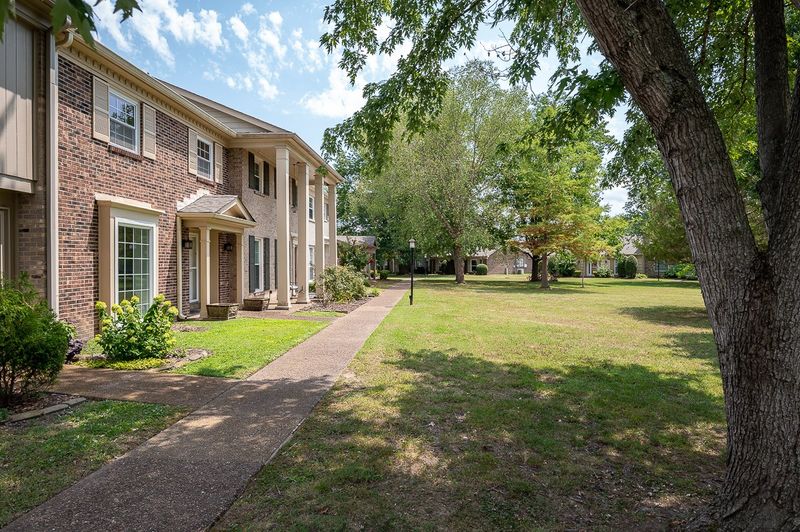 609 Plantation Ct, Nashville, TN 37221