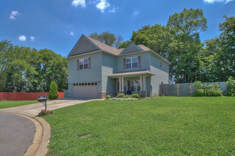 1414 Halverson Dr, Murfreesboro, TN 37128