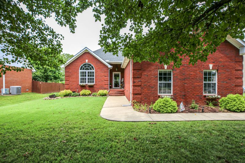 3417 Cross Meadow Dr, Murfreesboro, TN 37130
