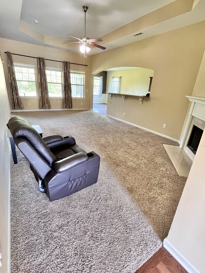 1049 Lindyn Lee Way, Gallatin, TN 37066