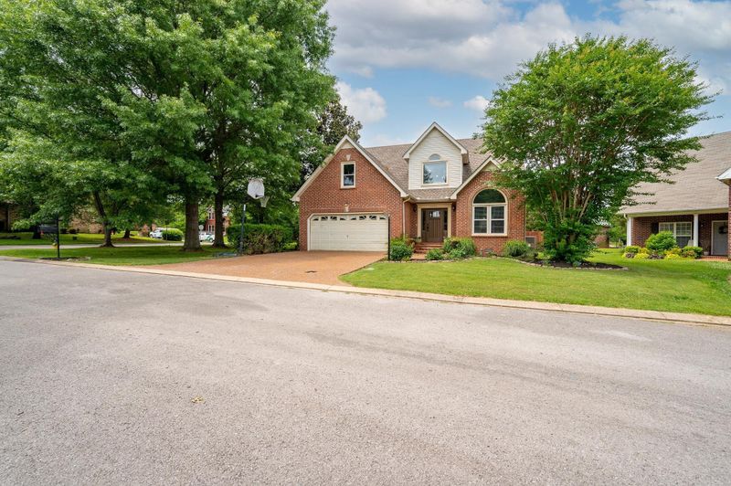 2422 Alexander Blvd, Murfreesboro, TN 37130