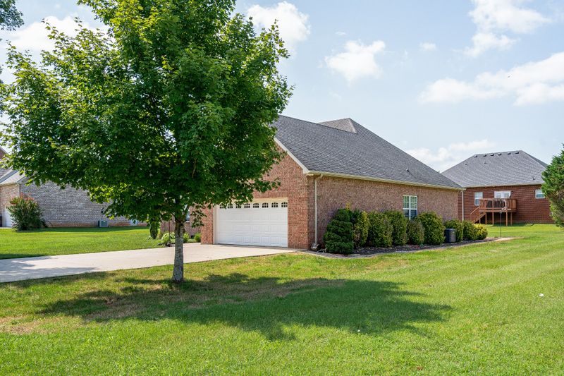 1125 Central Valley Rd, Murfreesboro, TN 37129