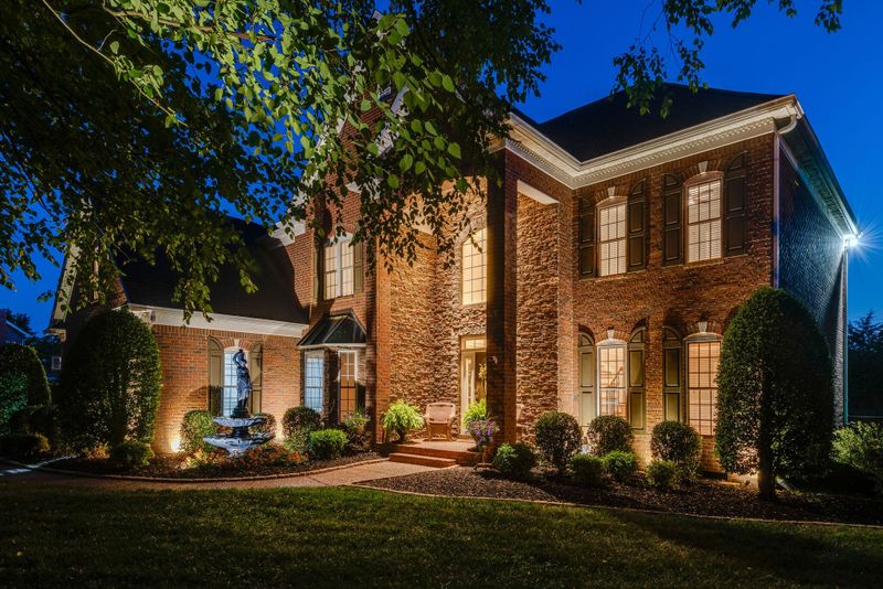 1305 Erin Ln, Franklin, TN 37064