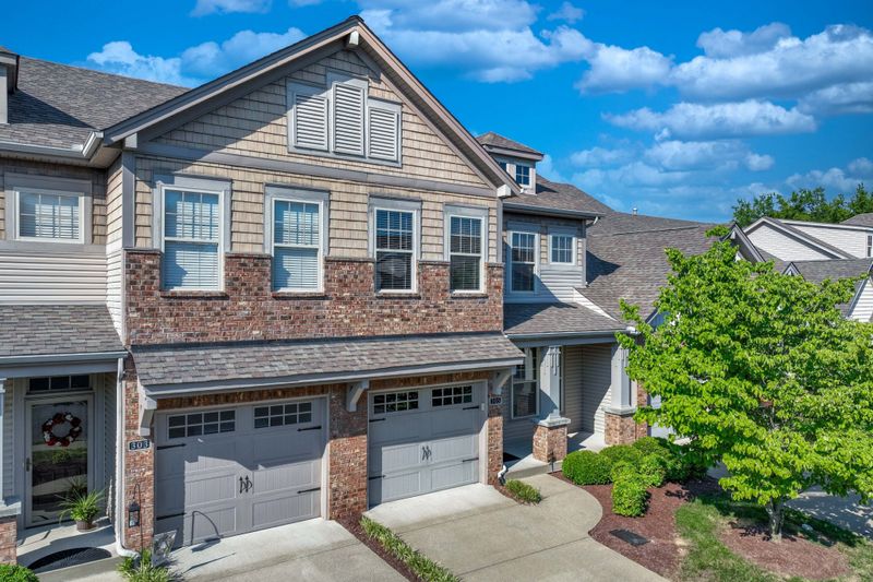 305 Griffin Pl, Hermitage, TN 37076