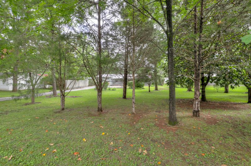 142 Fairfax Ave, Murfreesboro, TN 37130