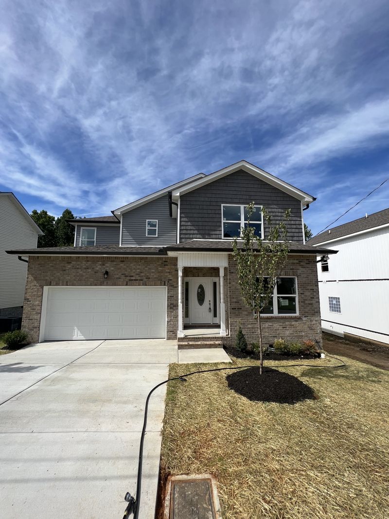 1753 Bridgecrest Dr, Antioch, TN 37013