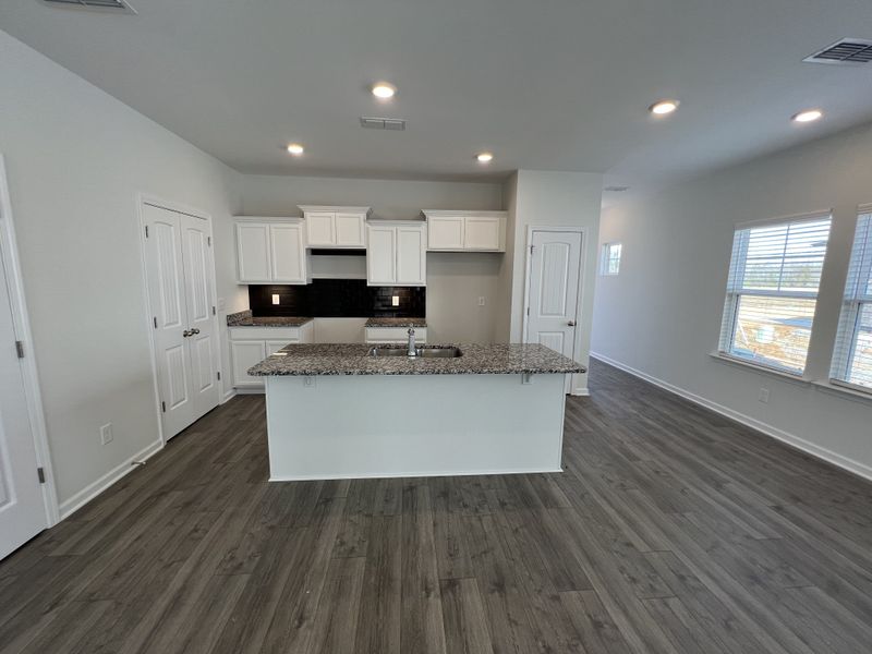 5735 Dockside Dr #L 61, Murfreesboro, TN 37128