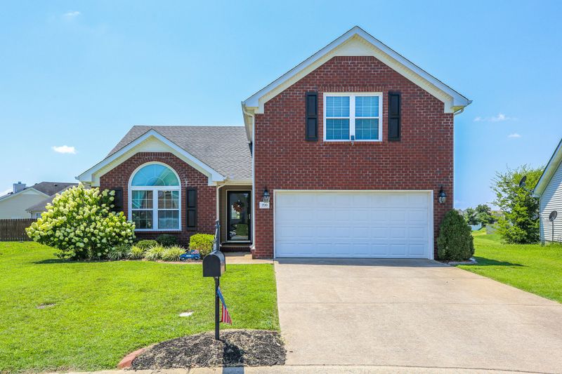 1720 Teresa Ln, Murfreesboro, TN 37128