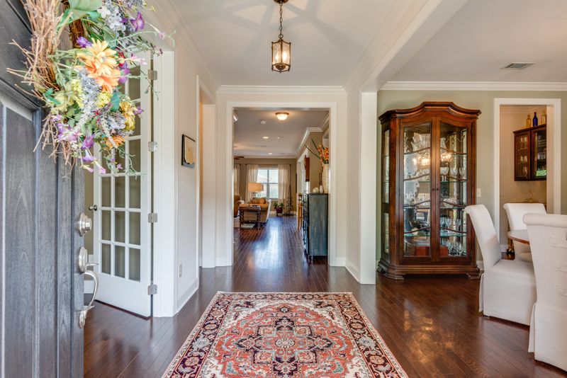 624 Streamside Ln, Franklin, TN 37064