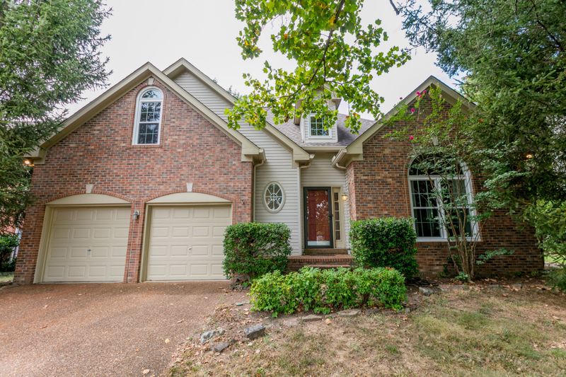 136 Crestfield Pl, Franklin, TN 37069