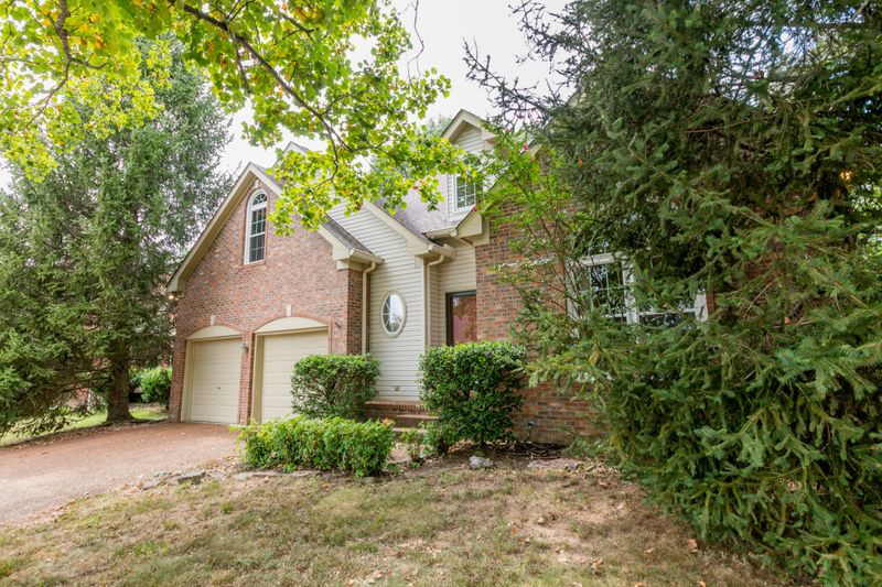 136 Crestfield Pl, Franklin, TN 37069