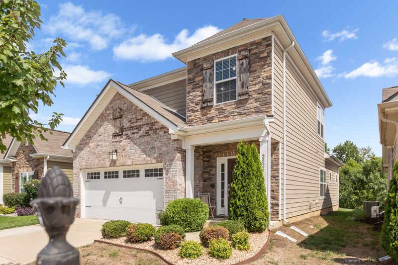 2526 Walpole Ln, Columbia, TN 38401