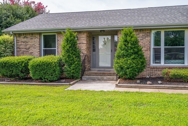 607 Richard Rd, Murfreesboro, TN 37129