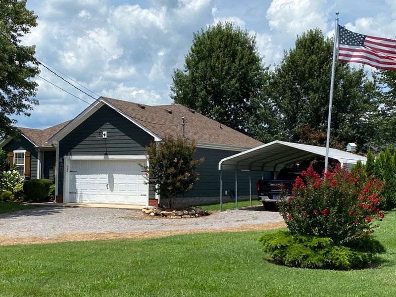 7017 Lone Eagle Dr, Murfreesboro, TN 37128