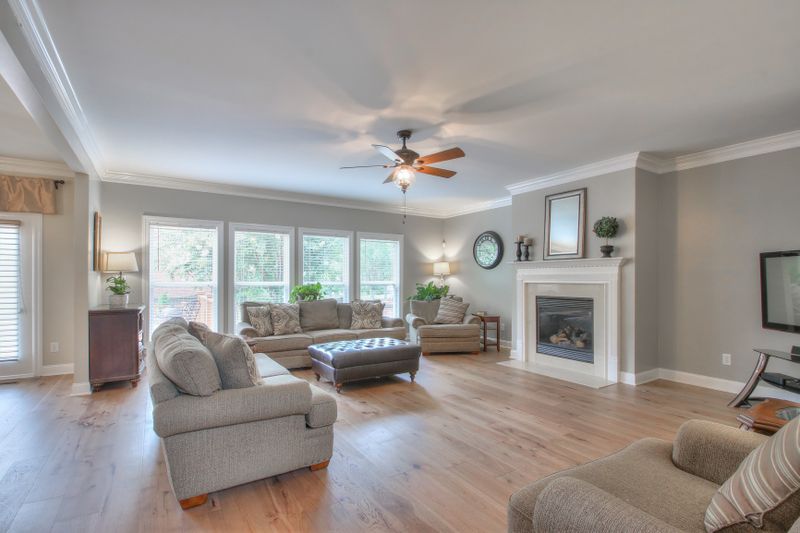 4115 Clover Meadows Dr, Franklin, TN 37067