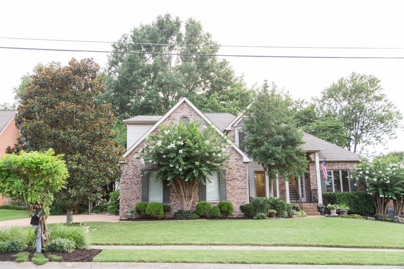 1502 Brookstone Cir, Mount Juliet, TN 37122