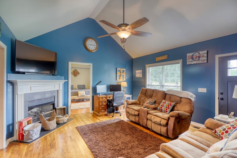 5627 Dixon Rd, Orlinda, TN 37141