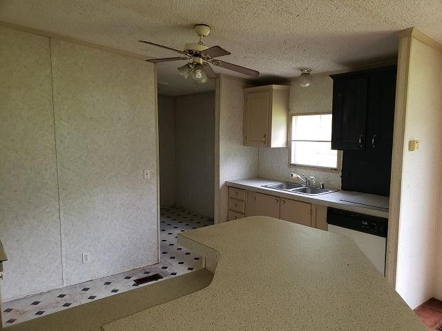 445 Casey Rd, Trenton, GA 30752