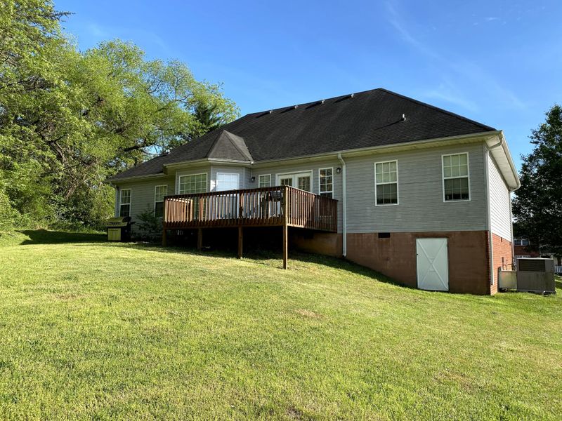 227 Dove Dr, Ringgold, GA 30736
