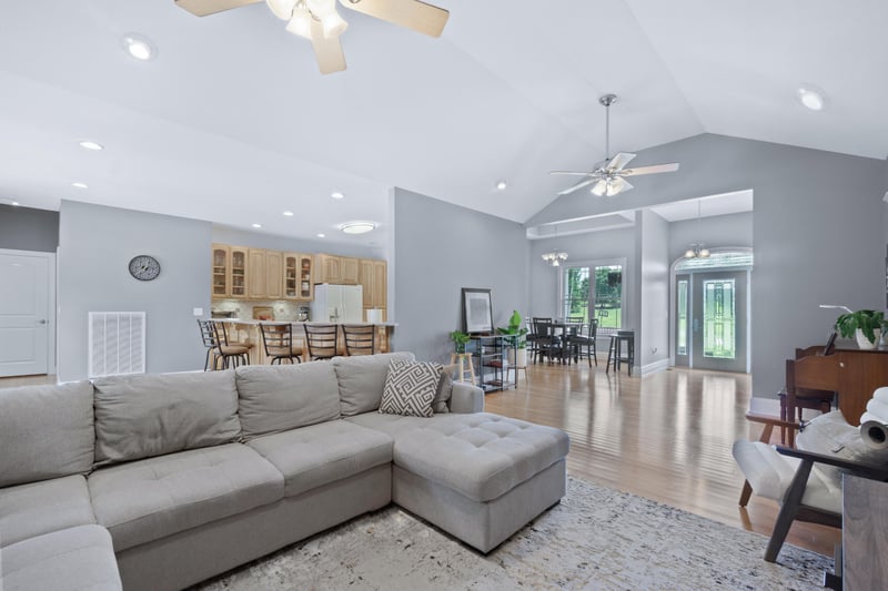 107 Denise Ave, Bridgeport, AL 35740