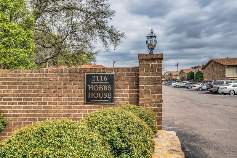 2116 Hobbs Rd #E2, Nashville, TN 37215
