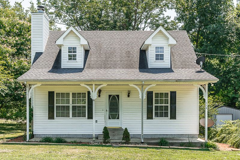 116 A B Wade Cir, Portland, TN 37148