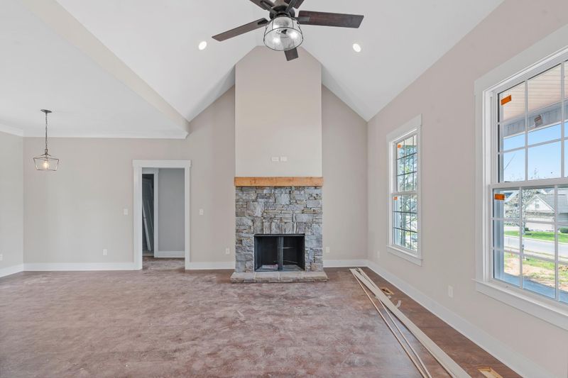 209 Ginger Lake Dr, Rock Spring, GA 30739