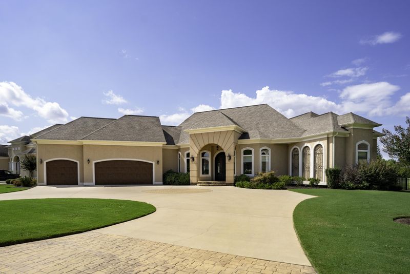 226 White Eagle Trl, Ringgold, GA 30736