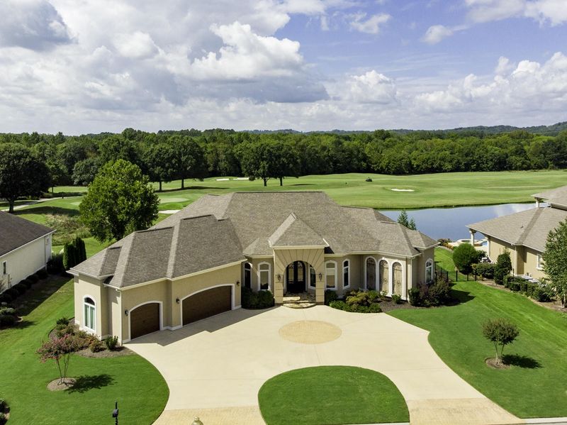 226 White Eagle Trl, Ringgold, GA 30736