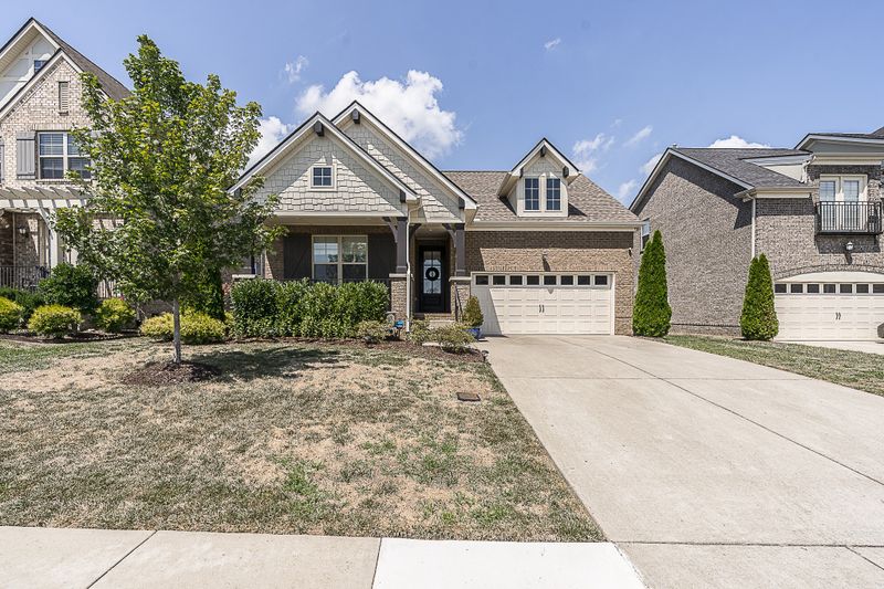 326 Old Stone Rd, Goodlettsville, TN 37072